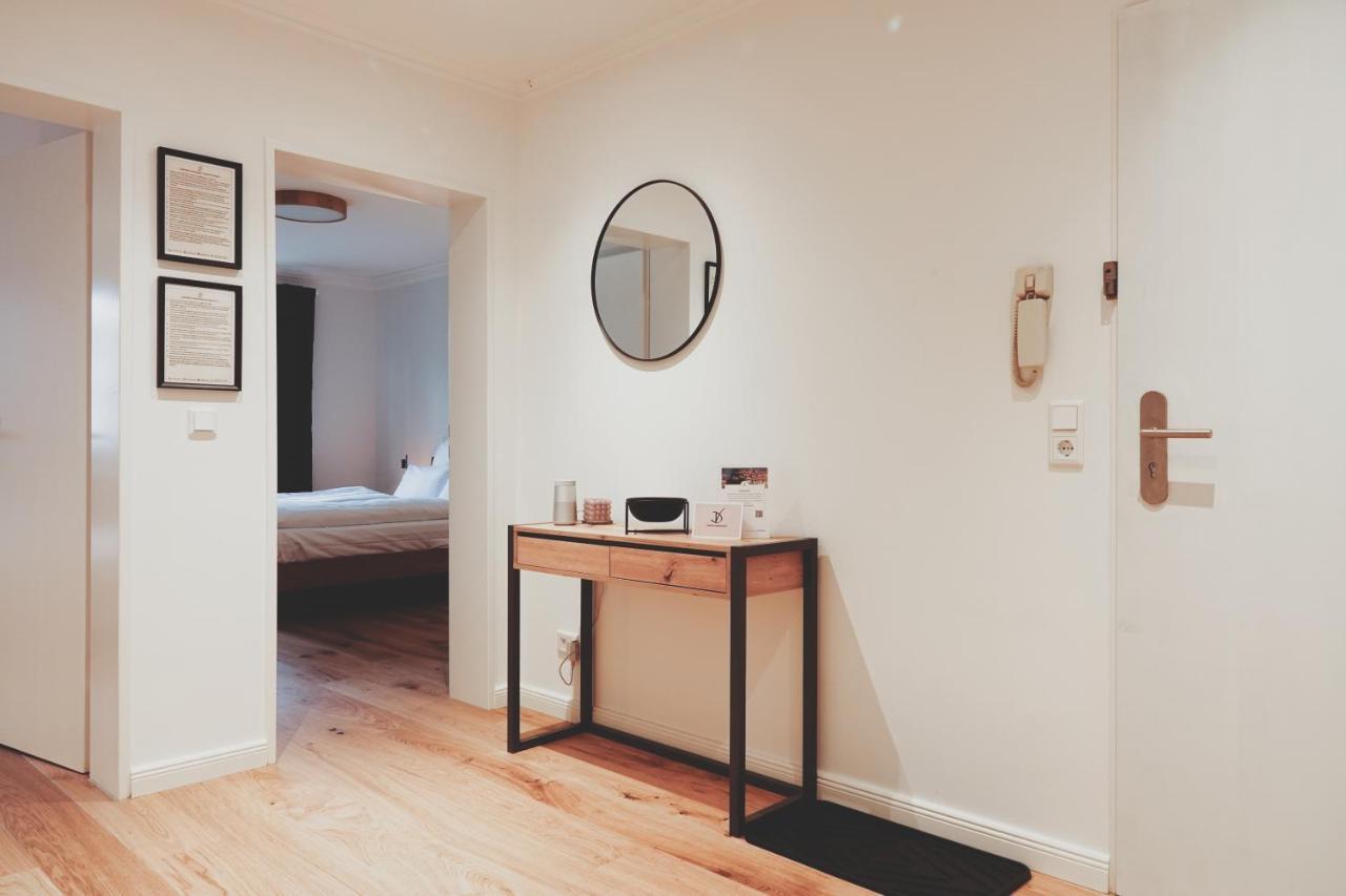 Mel&Bens Modern Oak-Apartments Fuer Bis Zu 12 Personen BRE Buitenkant foto