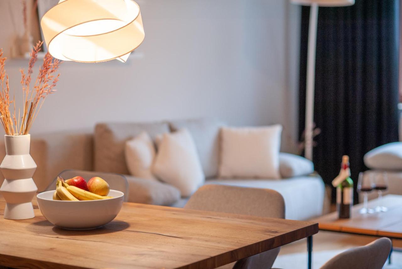 Mel&Bens Modern Oak-Apartments Fuer Bis Zu 12 Personen BRE Buitenkant foto