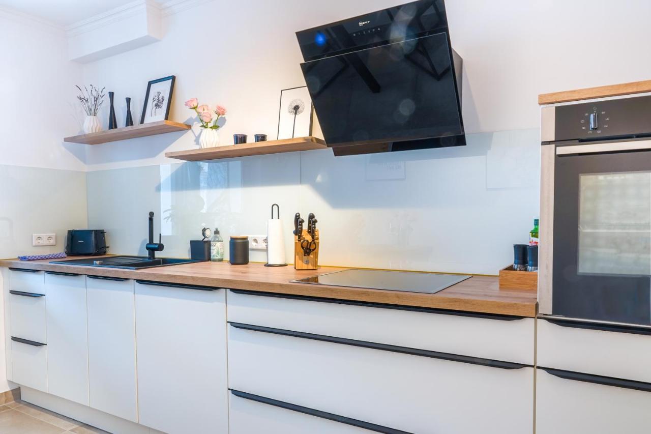 Mel&Bens Modern Oak-Apartments Fuer Bis Zu 12 Personen BRE Buitenkant foto