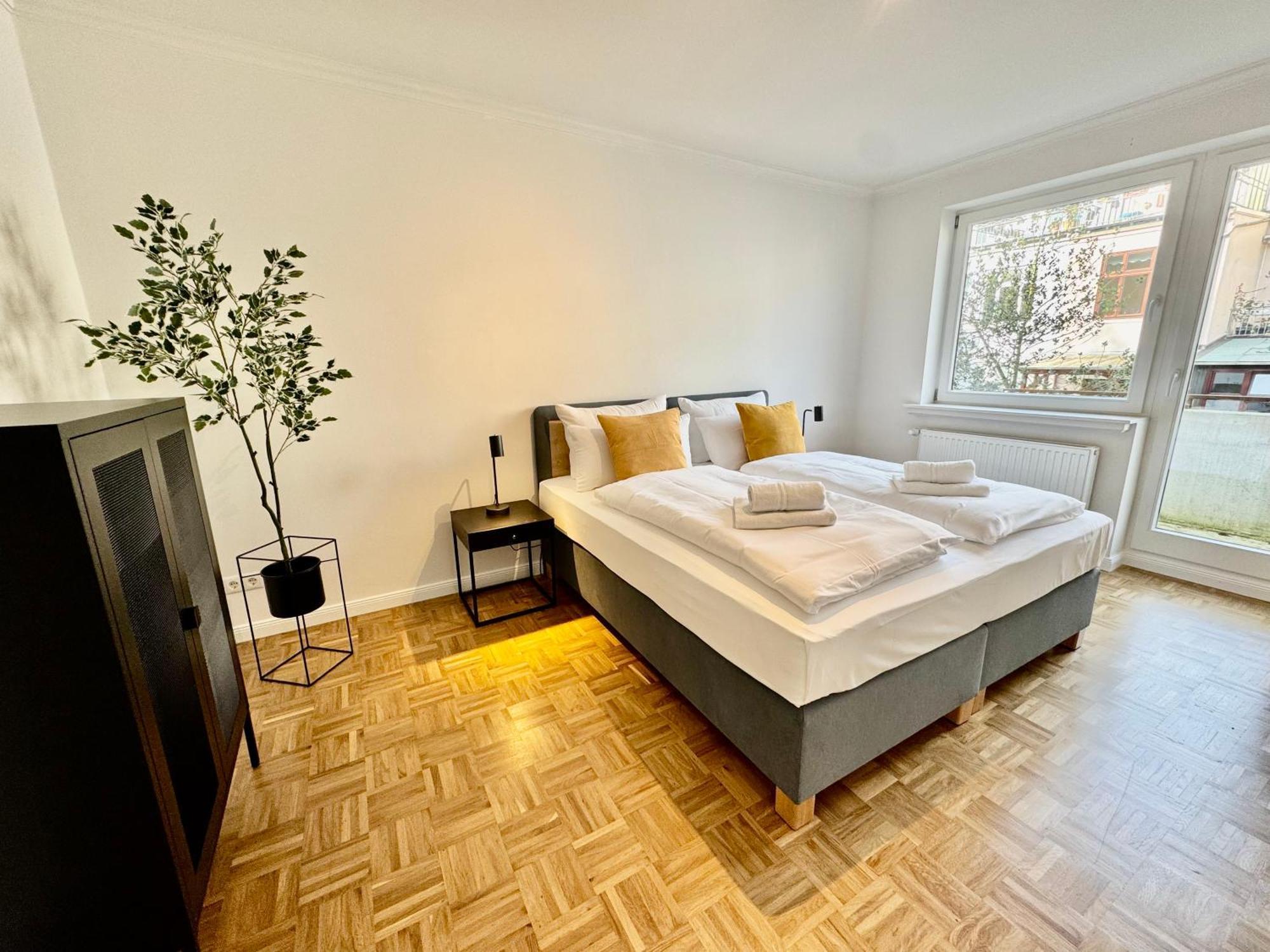 Mel&Bens Modern Oak-Apartments Fuer Bis Zu 12 Personen BRE Buitenkant foto