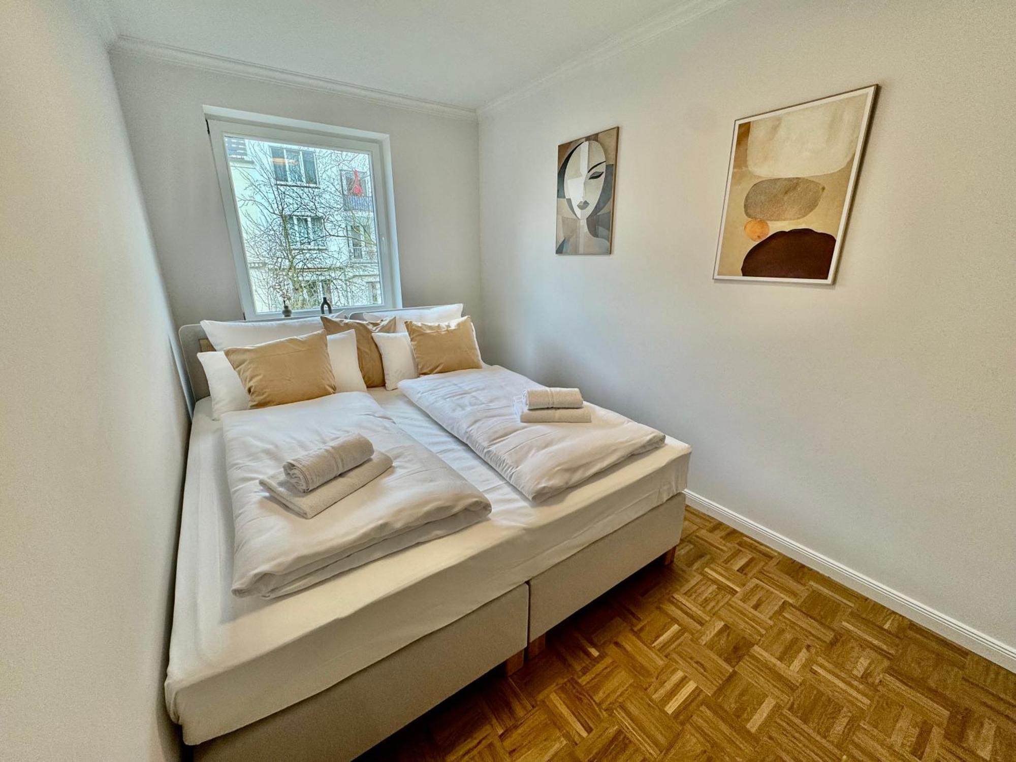 Mel&Bens Modern Oak-Apartments Fuer Bis Zu 12 Personen BRE Buitenkant foto